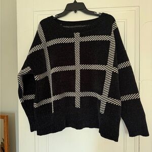 Vici Black and White Grid Pattern Sweater